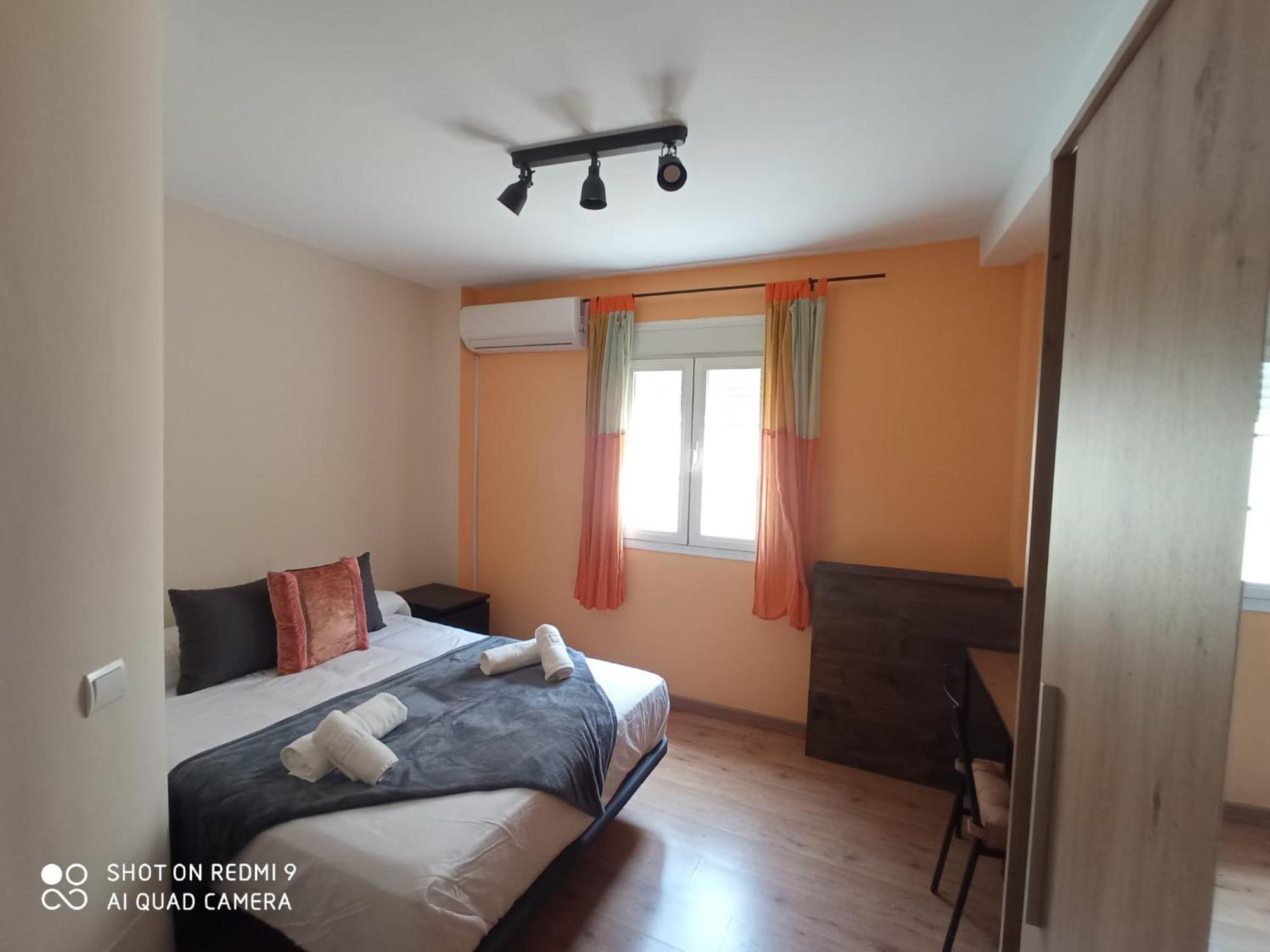 Duplex En Centro De Malaga, Calle Nuno Gomez Appartamento *