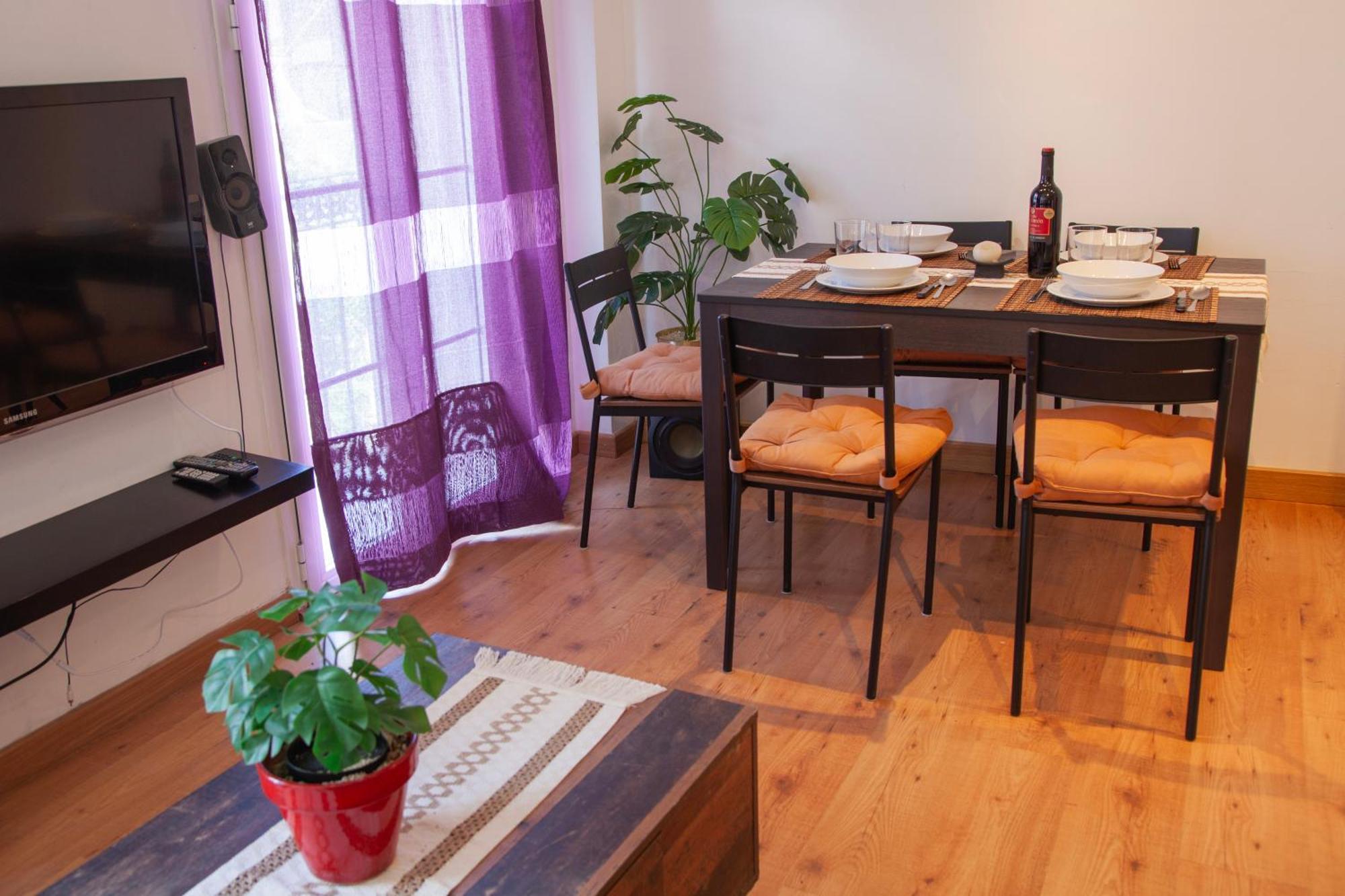 Duplex En Centro De Malaga, Calle Nuno Gomez Appartamento